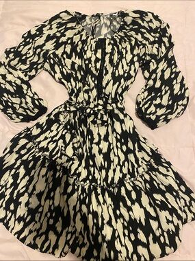 ❤️ Time and Tru Black and Cream Printed Long Sleeve Tiered Dress (12-14)